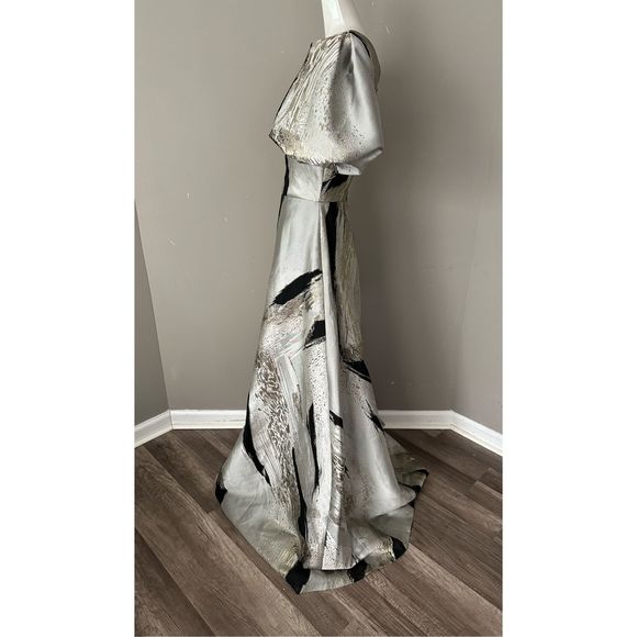 Teri Jon by Rickie Freeman Asymmetric Abstract Jacquard Gown - Picture 8 of 10